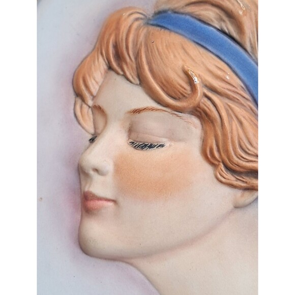 Vintage Duncan Ceramic 1975 Victorian Chalkware Erma Gilliland Duncan Wall Art - Picture 4 of 9